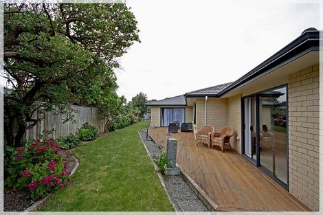 Photo of property in 14 Adrian Grove, Waikanae Beach, Waikanae, 5036