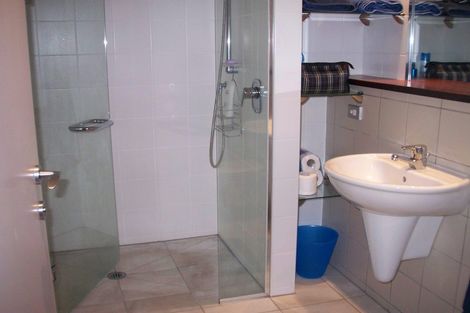 Photo of property in Bridgewater Apartments, 205/7 Te Rangi Cross Road, Paihia, 0200