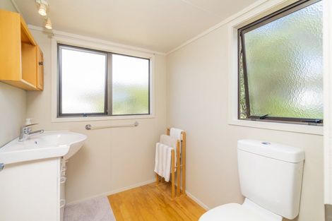 Photo of property in 13 Coronation Row, Pauanui, Hikuai, 3579