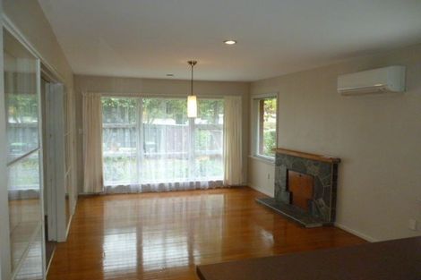 Photo of property in 17 Brookby Crescent, Avonhead, Christchurch, 8042