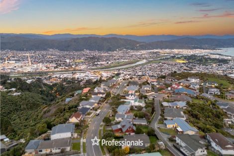 Photo of property in 9 Lemonwood Grove, Maungaraki, Lower Hutt, 5010