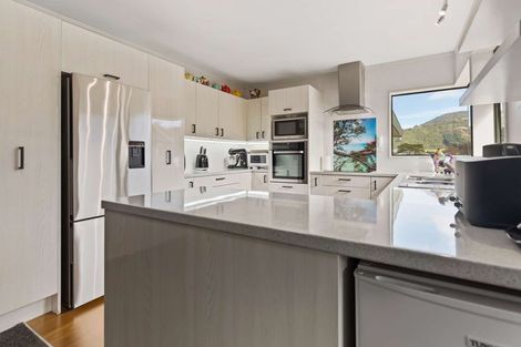 Photo of property in 58a Aquarius Drive, Kawaha Point, Rotorua, 3010