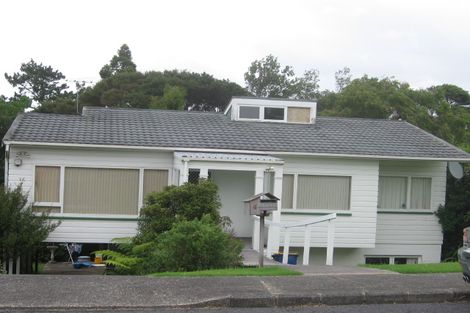 Photo of property in 4 Kaihu Street, Northcote, Auckland, 0627
