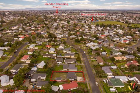 Photo of property in 6 Stoll Place, Clendon Park, Auckland, 2103