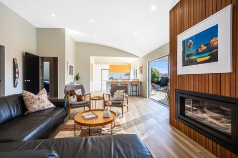 Photo of property in 141 Field Way, Waikanae Beach, Waikanae, 5036