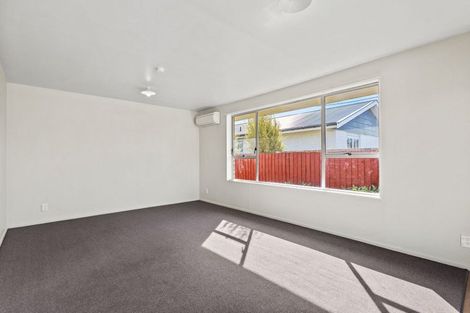 Photo of property in 2/68 Kawau Crescent, Bromley, Christchurch, 8062