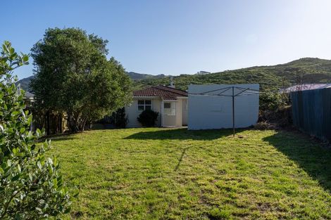 Photo of property in 53 Piko Street, Titahi Bay, Porirua, 5022
