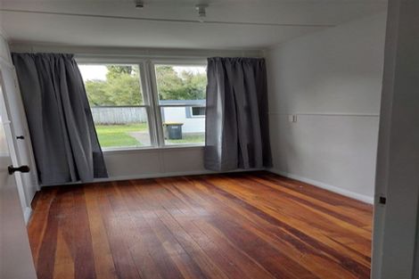 Photo of property in 33 Railway Crescent, Masterton, 5810