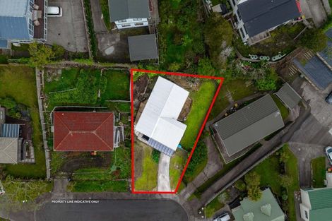 Photo of property in 13 Frosses Place, Massey, Auckland, 0614