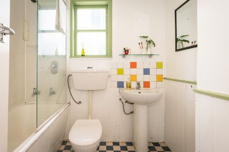 Photo of property in 36 Cleveland Street, Brooklyn, Wellington, 6021