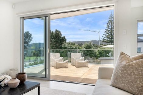 Photo of property in 124 Ranfurly Road, Whangamata, 3620