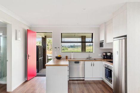 Photo of property in 95 Lynley Park Drive, Omokoroa, 3114