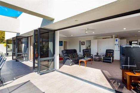Photo of property in 9 Rimu Terrace, Waikawa, Picton, 7220