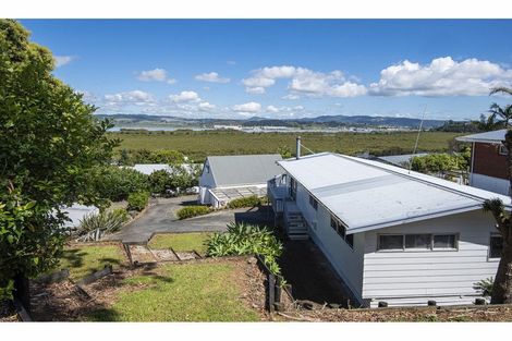 Photo of property in 33 Raumati Crescent, Onerahi, Whangarei, 0110