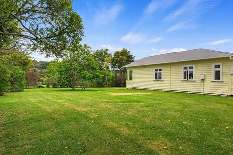 Photo of property in 867 Kahikatea Flat Road, Waitoki, Kaukapakapa, 0871
