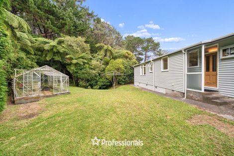 Photo of property in 40 Kamahi Street, Stokes Valley, Lower Hutt, 5019