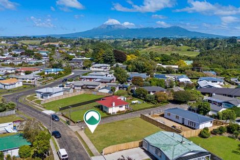 Photo of property in 5 Wheeler Place, Upper Vogeltown, New Plymouth, 4310