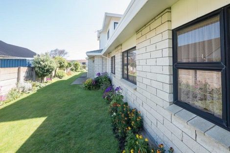 Photo of property in 12 Murdoch Street, Hawera, 4610