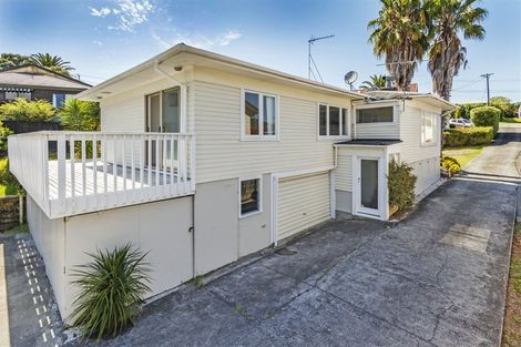 Photo of property in 3 Havelock Avenue, Forrest Hill, Auckland, 0620