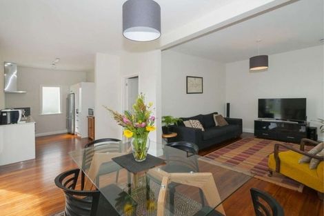 Photo of property in 115 Bell Road, Waiwhetu, Lower Hutt, 5010