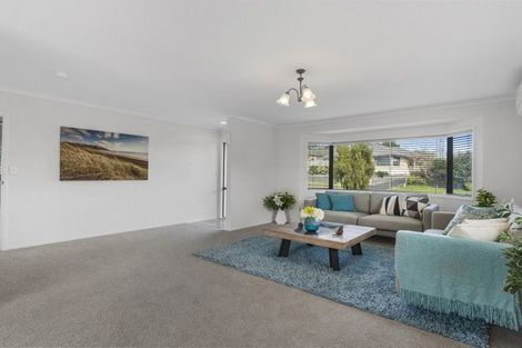 Photo of property in 52 Highfields Drive, Katikati, 3129