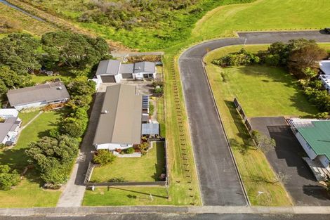 Photo of property in 10 Hillview Road, Waihi Beach, 3611