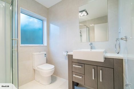 Photo of property in 24a Bradbury Road, Botany Downs, Auckland, 2010