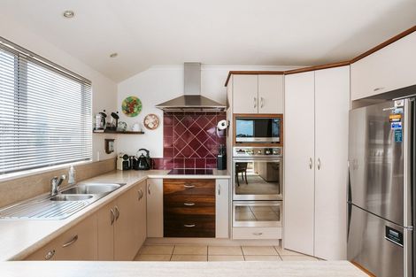 Photo of property in 9a Percival Avenue, Matua, Tauranga, 3110