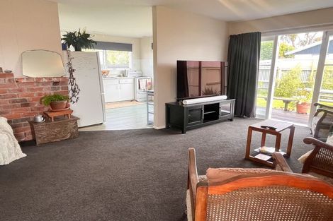 Photo of property in 2/29 Kuaka Crescent, Bromley, Christchurch, 8062