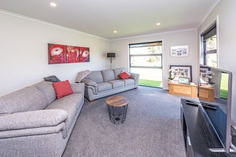 Photo of property in 98 Durie Vale Road, Okoia, Whanganui, 4500