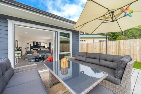 Photo of property in 28d Stockdale Street, Wainuiomata, Lower Hutt, 5014