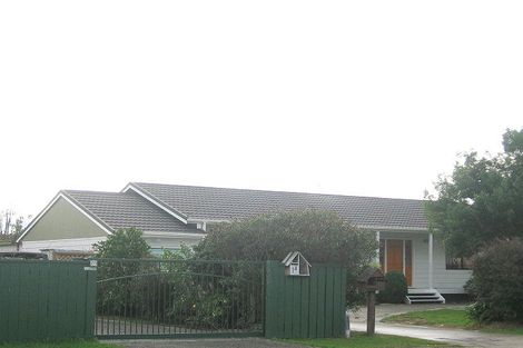 Photo of property in 16 Palmer Court, Paraparaumu, 5032