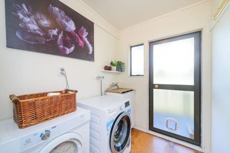 Photo of property in 12 Tiritoa Terrace, Feilding, 4702
