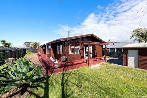 Photo of property in 123 Botany Road, Botany Downs, Auckland, 2010