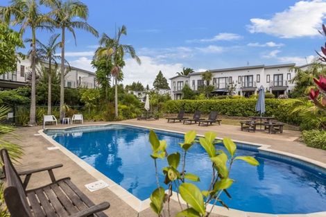 Photo of property in The Grange, 39/92 Bush Road, Albany, Auckland, 0632