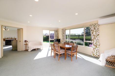 Photo of property in 34 Washington Parade, Milson, Palmerston North, 4414