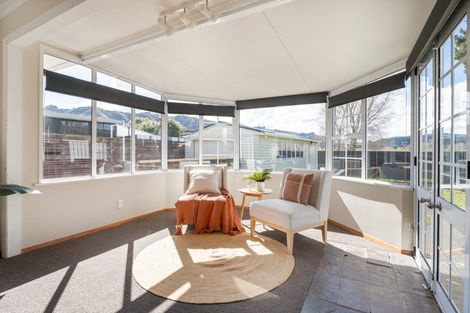 Photo of property in 127 Clouston Park Road, Clouston Park, Upper Hutt, 5018