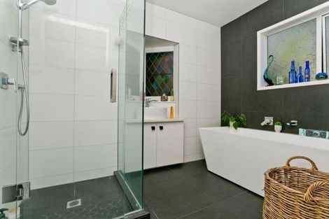 Photo of property in 79 Hadfield Street, Beach Haven, Auckland, 0626