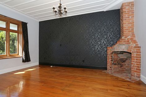 Photo of property in 390 Featherston Street, Palmerston North, 4414