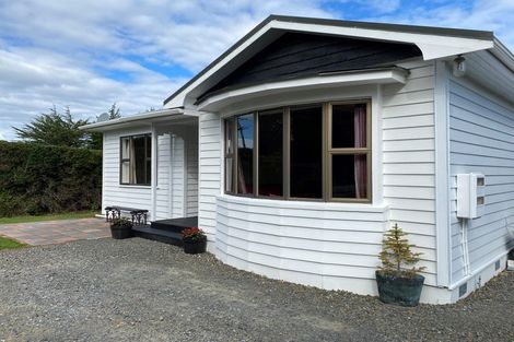 Photo of property in 43 Watt Road, Otatara, Invercargill, 9879