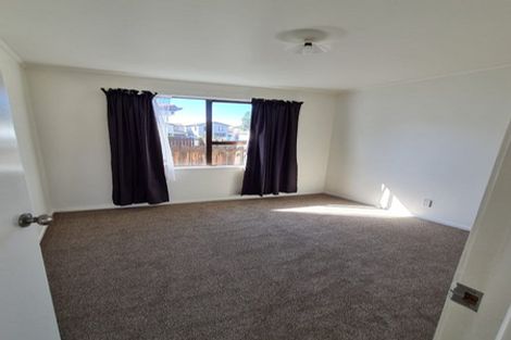 Photo of property in 2/321 Weymouth Road, Weymouth, Auckland, 2103