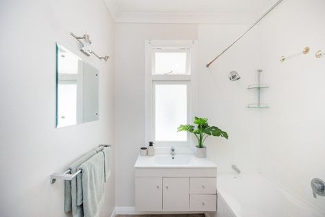 Photo of property in 2 Ongley Street, Feilding, 4702