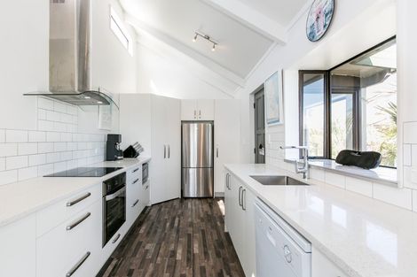 Photo of property in 25 Delhi Road, Hospital Hill, Napier, 4110