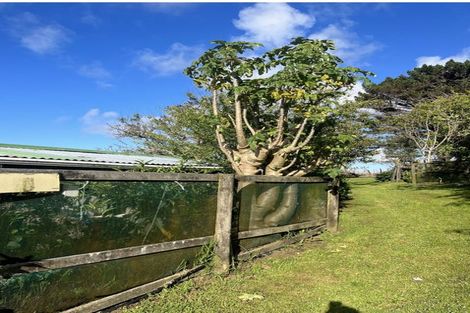 Photo of property in 110 Ngatawhiti Road, Te Kopuru, 0391