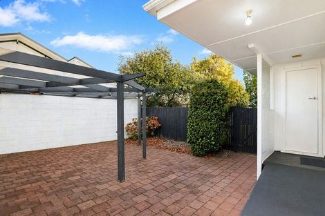 Photo of property in 56 Braid Road, St Andrews, Hamilton, 3200