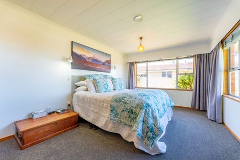 Photo of property in 12 Churchill Place, Waimate, 7924