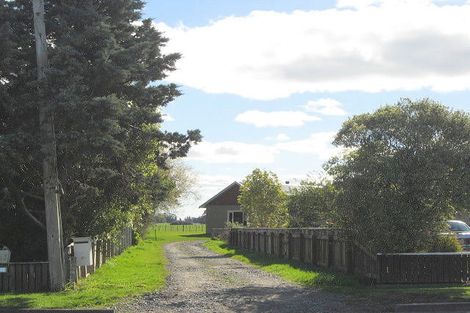 Photo of property in 30 Pukepapa Road, Marton, 4710