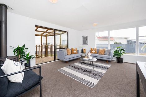 Photo of property in 78 Willoughby Street, Halcombe, Feilding, 4779