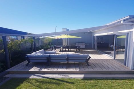 Photo of property in 10 Sarcodia Place, Papamoa Beach, Papamoa, 3118