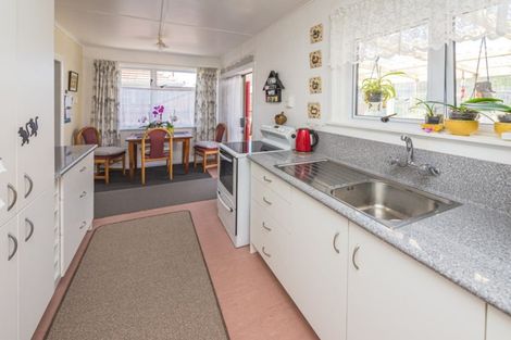 Photo of property in 43 Harper Street, Gonville, Whanganui, 4501